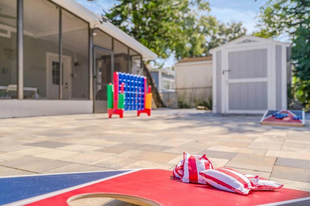 Cozy Bungalow With Patio & Grill, Private And Location Tampa Ngoại thất bức ảnh